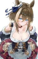 1588608 B