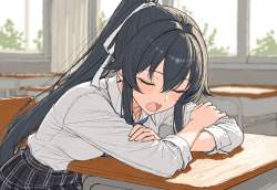 332599 B