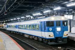 537233 B