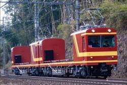 317792 B