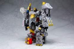 135912 B