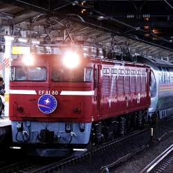 592585 B