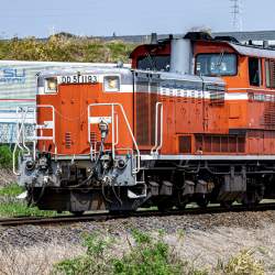 821015 B