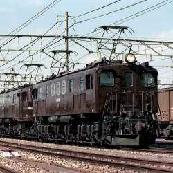 366159 B