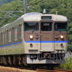 504912 B