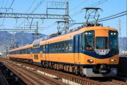 241841 B