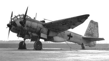 228745 B
