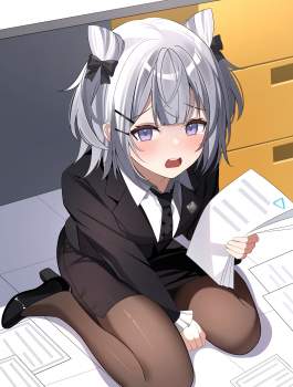 1272182 B