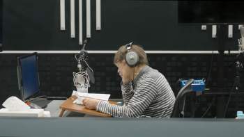 1290369 B