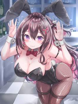 368472 B