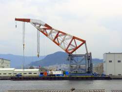 252944 B