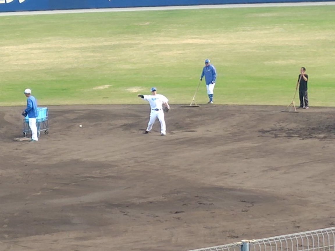 yDz YouTube>3{ ->摜>2 